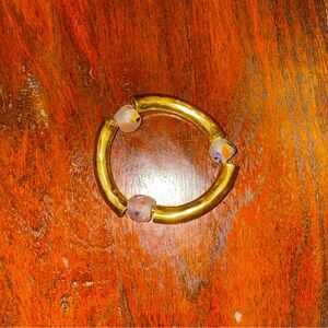 Elegant Gold Bracelet with Beaded Accents